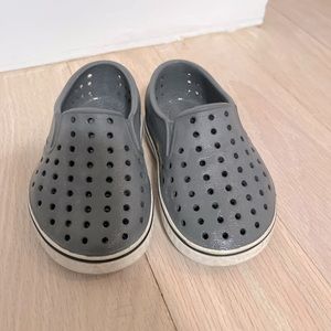 Native Shoes -Grey-size C5